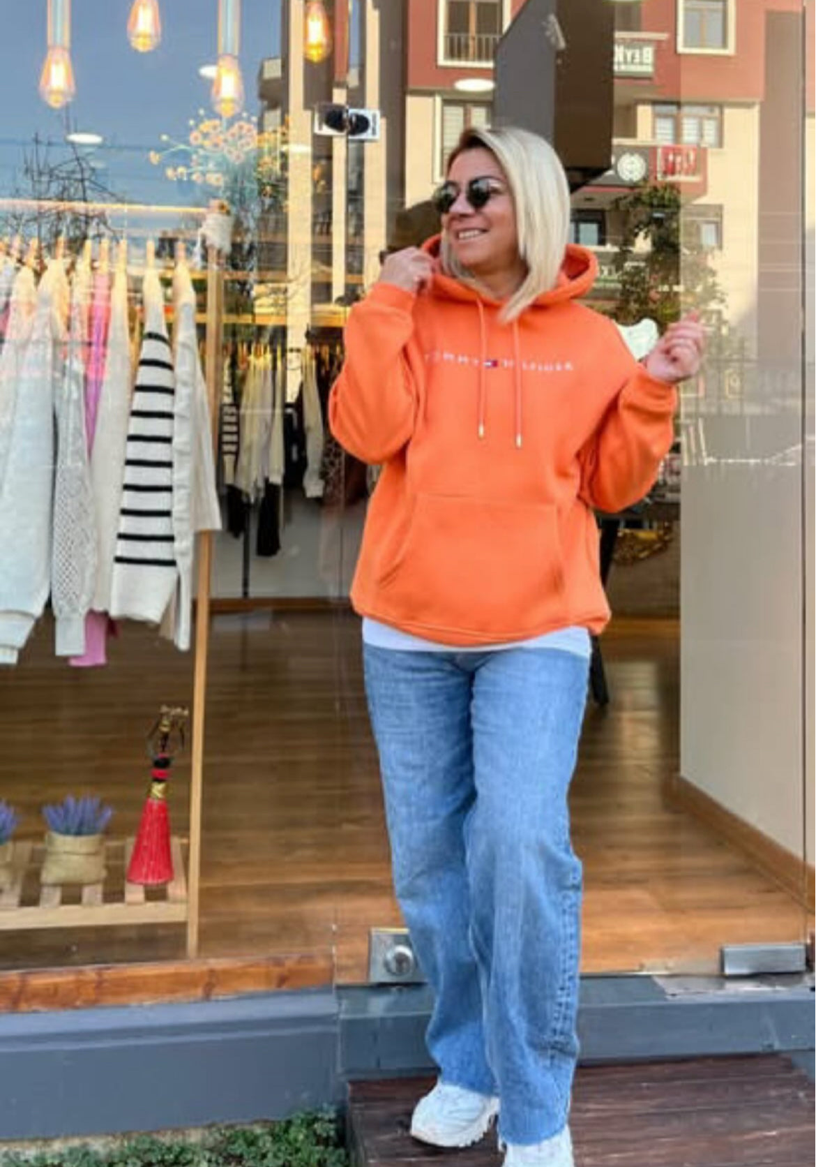 Kadın Kapşonlu Sweatshirt