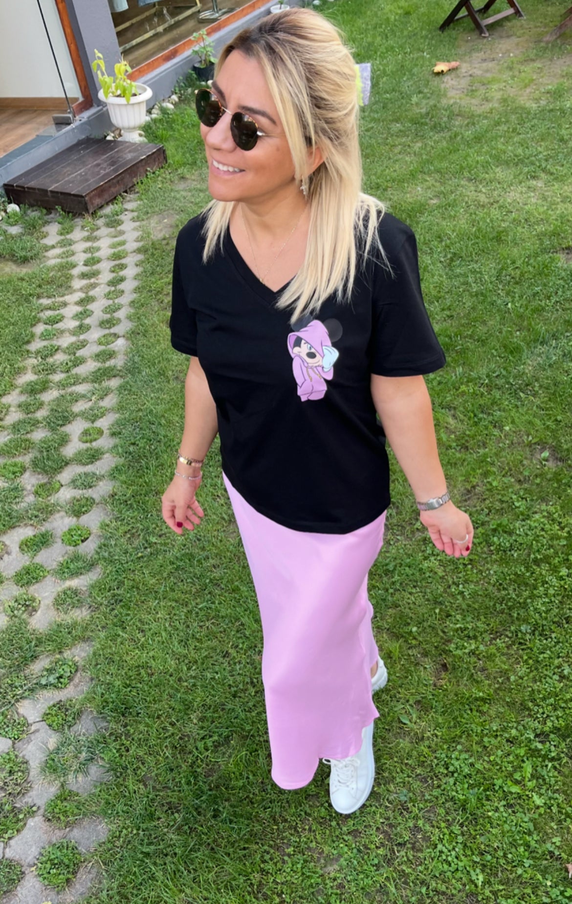 Mickey Mouse Tshirt V yaka