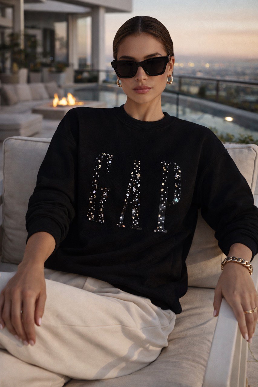 Yıldız Baskı Detay Sweatshirt